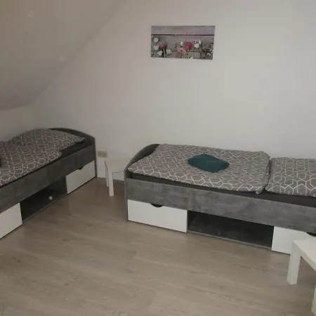 Haus 3 1 *